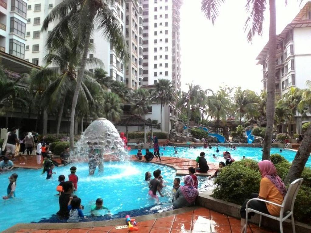 Gracious ~ Walking Distance To See, Shop And Eat Malacca Buitenkant foto