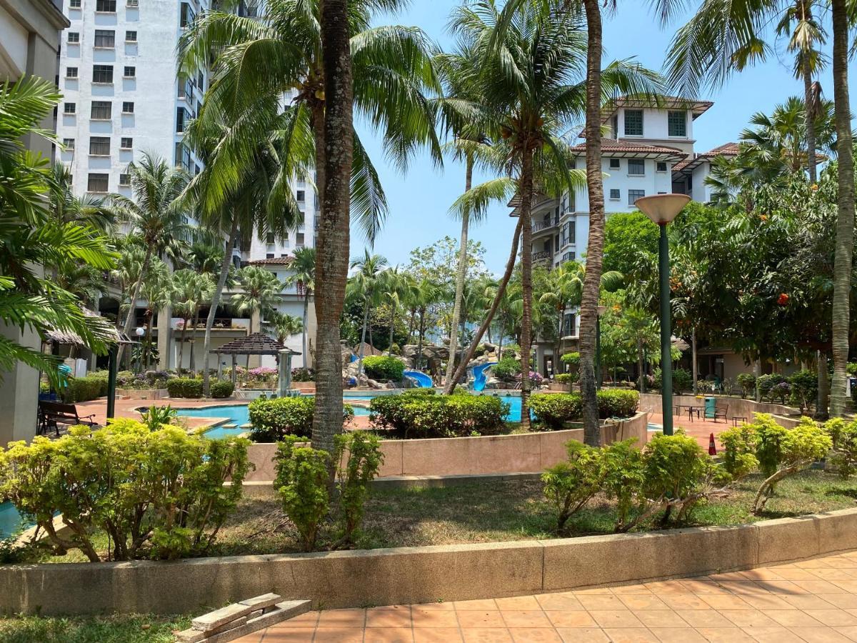 Gracious ~ Walking Distance To See, Shop And Eat Malacca Buitenkant foto